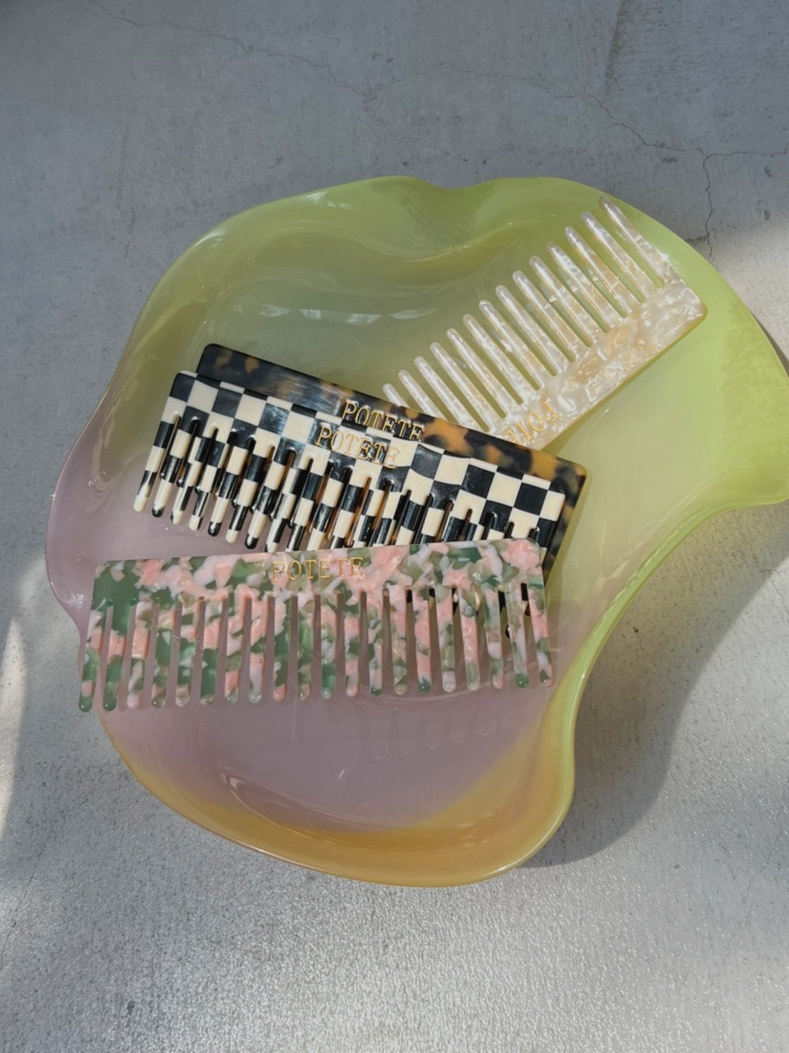 Comb Large matcha pink