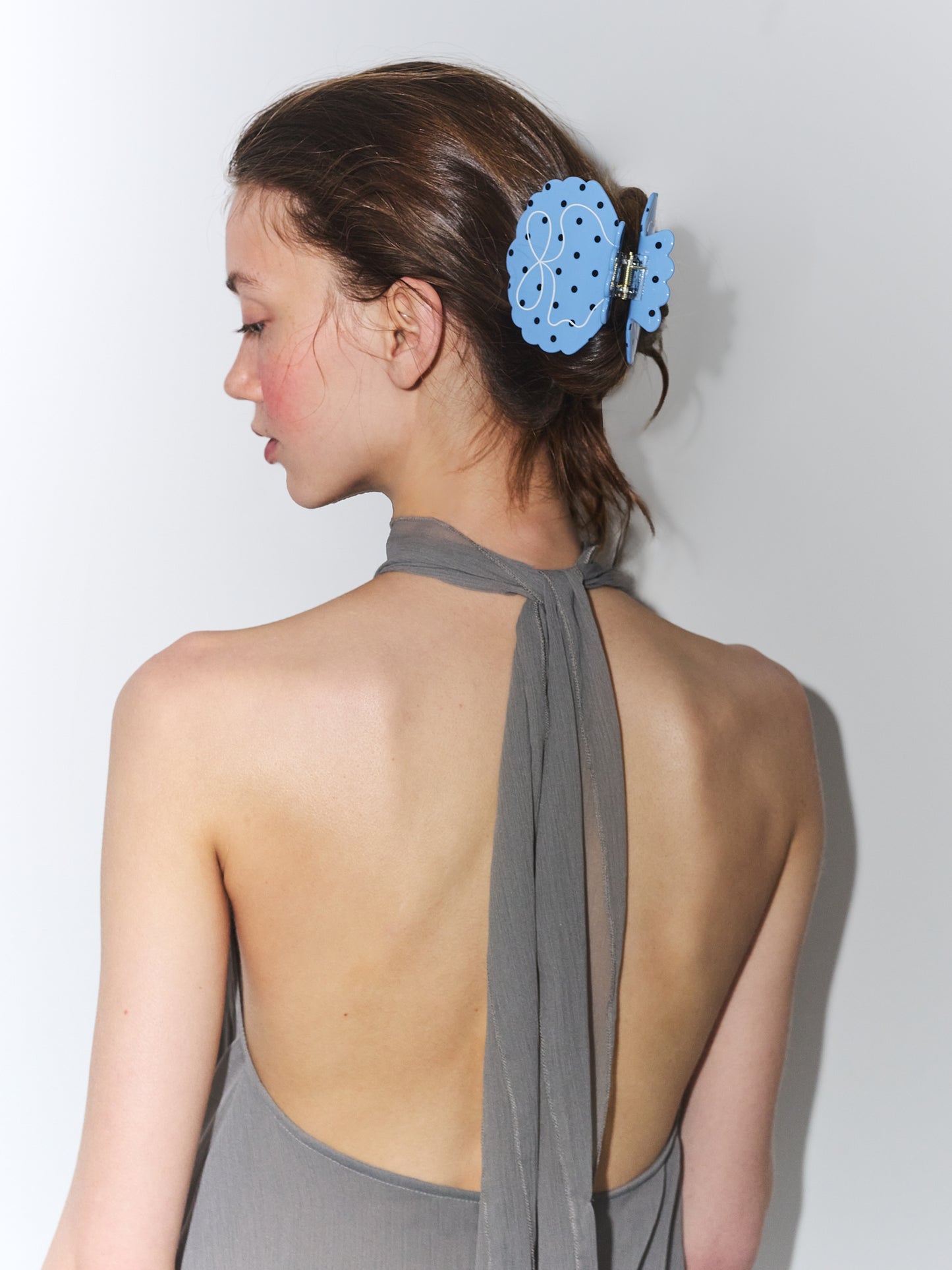 shell clip blue
