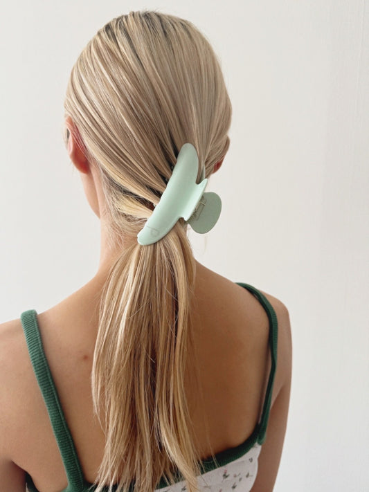 N clip peppermint green