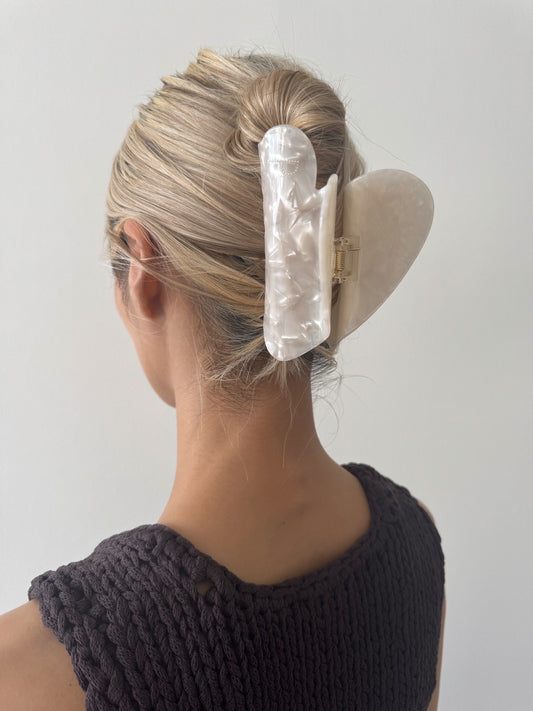 big heart clip white