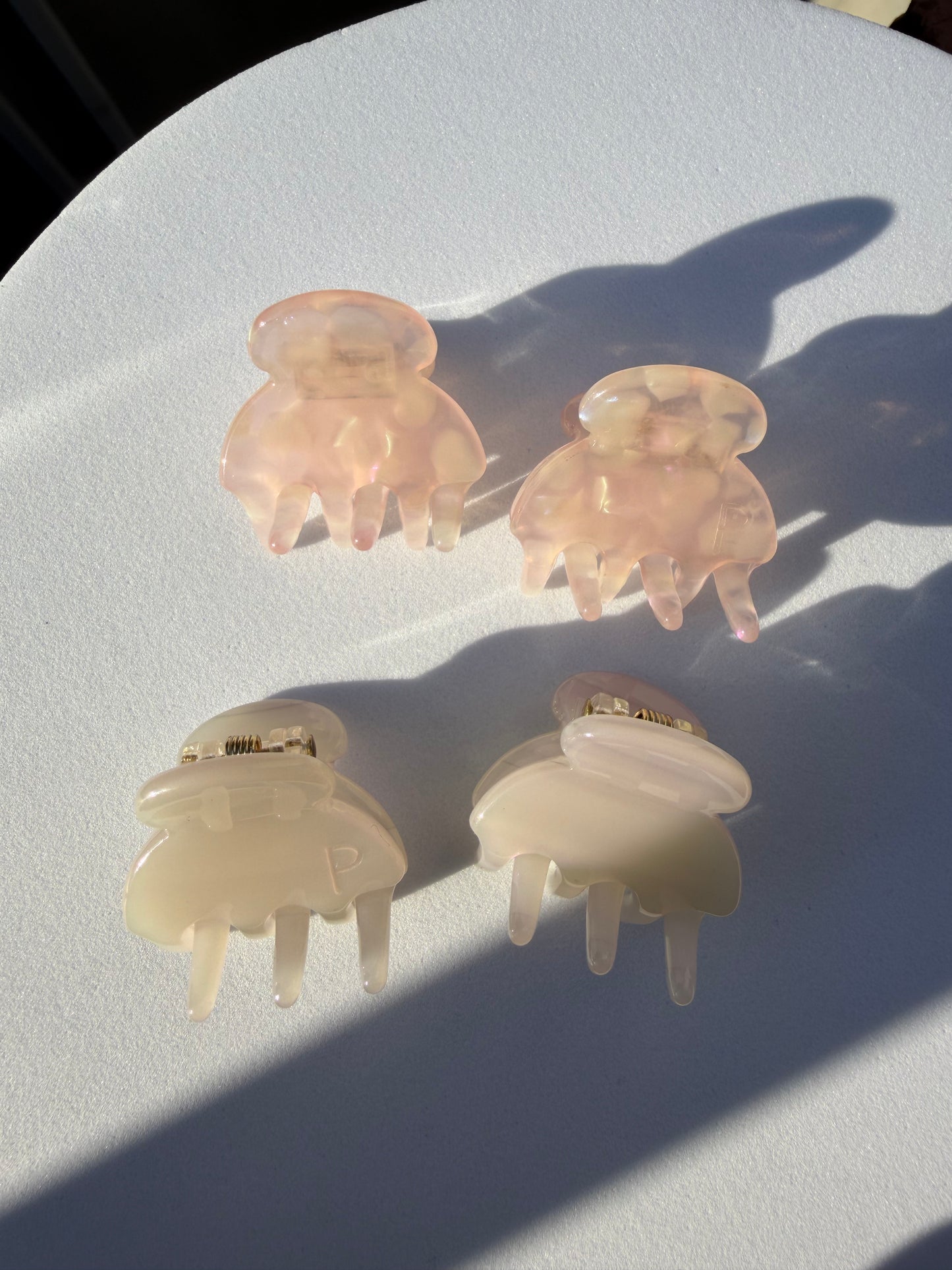 petit petit hair clip  white aurora×clear pink